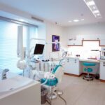 Benyamin bohlouli e7mjlm5vgjy unsplash what families should look for in a cosmetic friendly dental office
